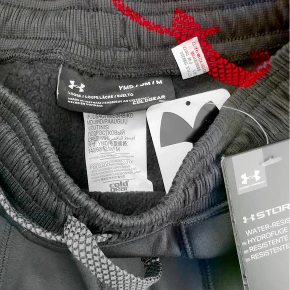 New with tags Under Armour Storm Cold Gear youth M - Picture 10 of 10